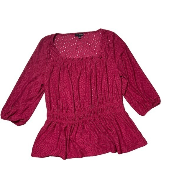 Lane Bryant Women’s pink eyelet 3/4 sleeve top size 14/16 - Picture 1 of 7